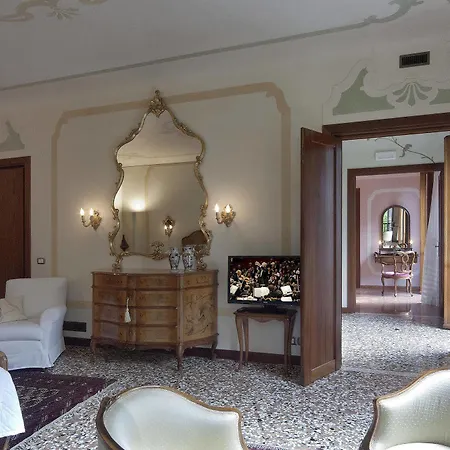 Frühstückspension Il Cantelino 3*